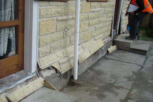 earthquake damage to christchurch house.